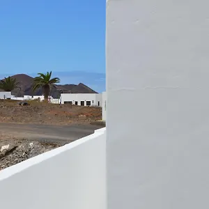 Appartement Con Bano Y Entrada Independiente, La Santa